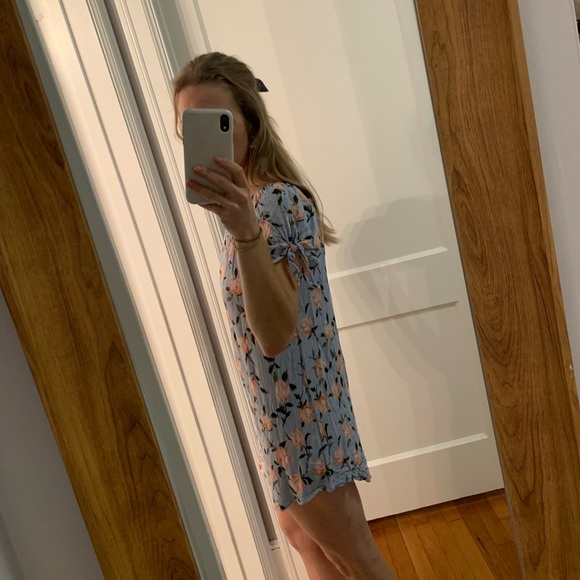 Light Blue Floral Dress - Picture 3 of 6